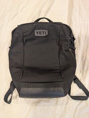 ​YETI Crossroads 22L Backpack Black Travel Laptop Bag Carry-on